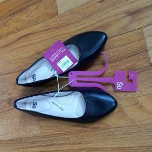 So memory foam Black Flats
